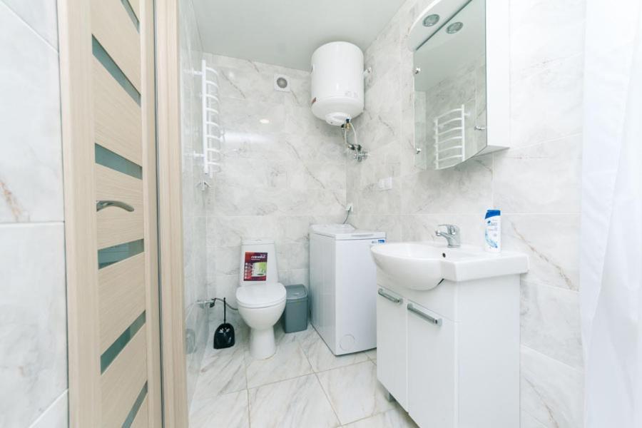 Апартаменты Cozy Smarthouse Киев Экстерьер фото